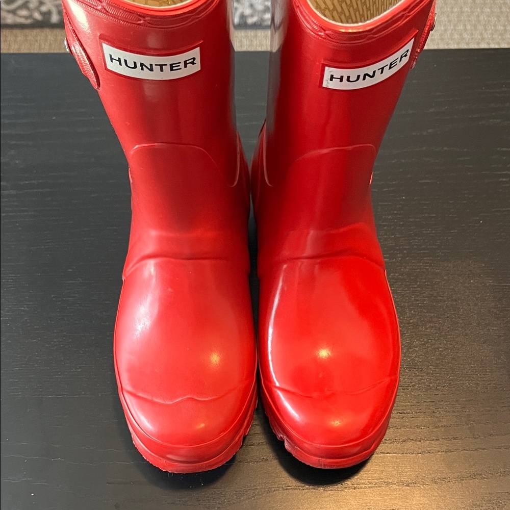 Hunter Rain Boots (Pillar Box Red) - Picture 2 of 16